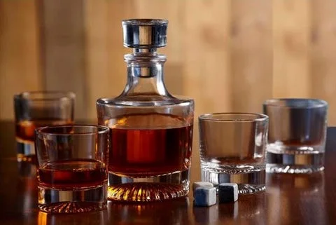 Globe Whiskey Set - Image 2